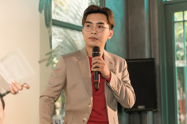 dien-vien-minh-du-toi-khong-dep-khong-gioi-cung-khong-giau