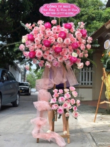 kệ hoa chúc mừng