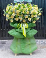 kệ hoa chúc mừng