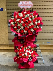 kệ hoa chúc mừng