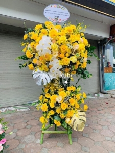 kệ hoa chúc mừng